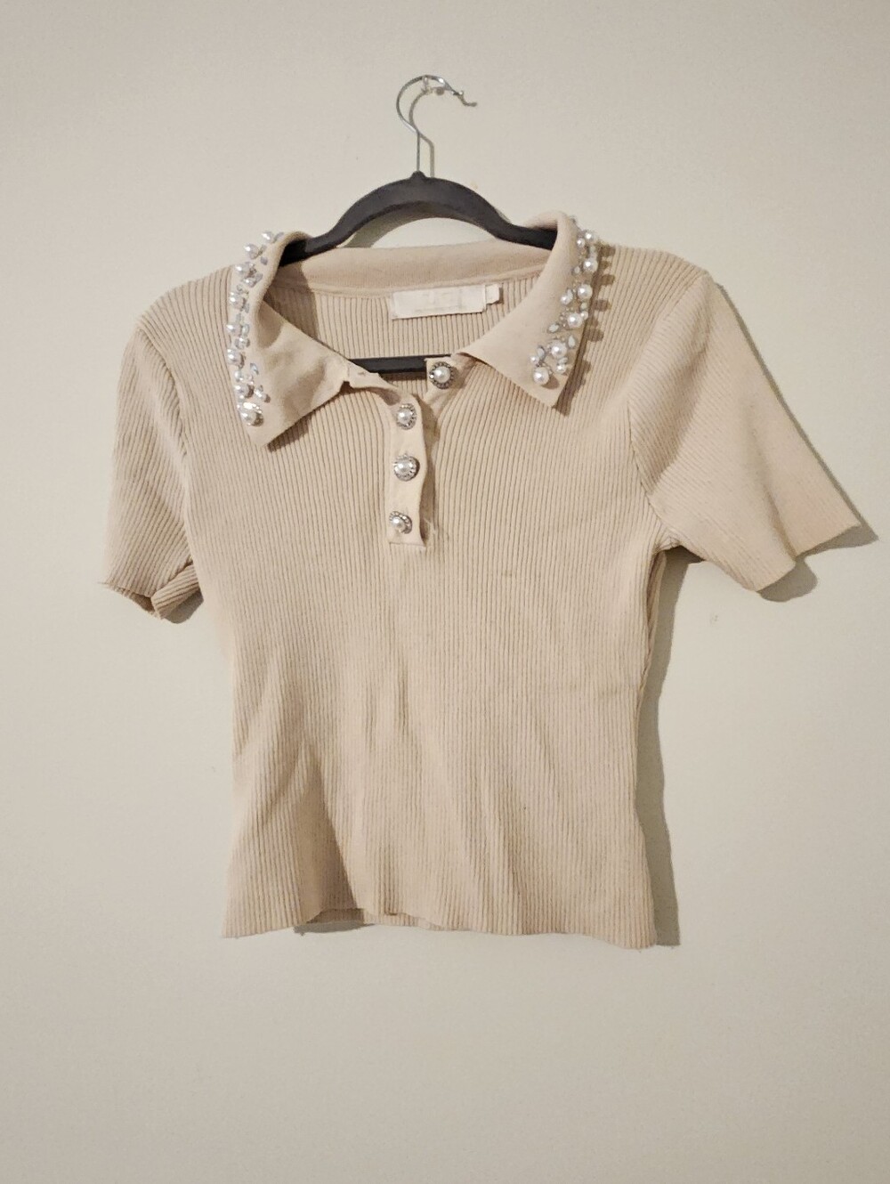 Beige Ribbed Faux Pearl Collar Top